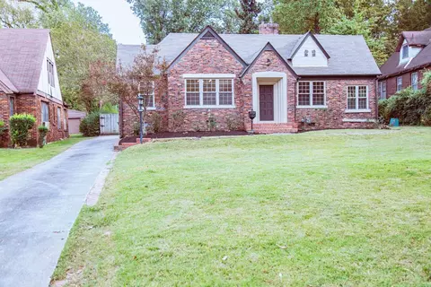 2111 Hallwood Dr, Memphis, TN 38107