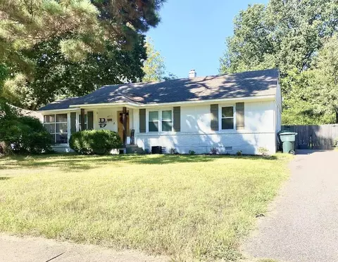 4592 Amboy Rd, Memphis, TN 38117