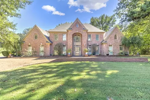 2682 S Mansfield Manor Cv, Collierville, TN 38017