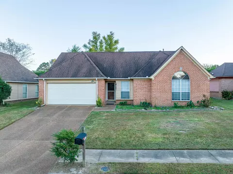 7117 Gloucester Way Dr, Memphis, TN 38125