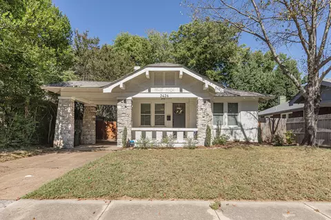 2426 Parkway Pl, Memphis, TN 38112