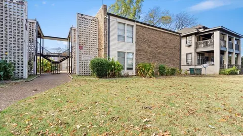 151 N Belvedere Blvd #22, Memphis, TN 38104