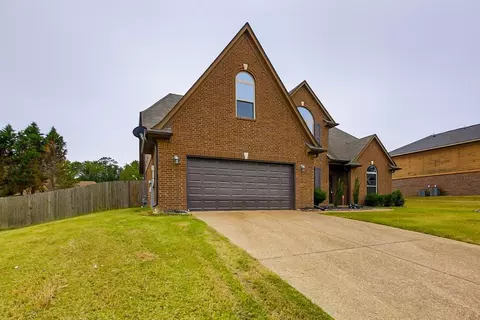 6839 Hare Pointe Dr, Arlington, TN 38002 photo 2