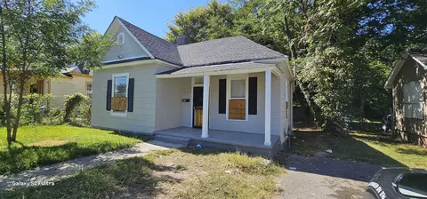 1387 Mcmillan St, Memphis, TN 38106