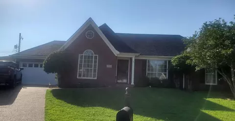 2893 Boulder Creek Dr, Memphis, TN 38134