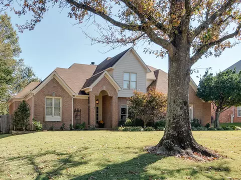 1180 Mintmere Dr, Collierville, TN 38017