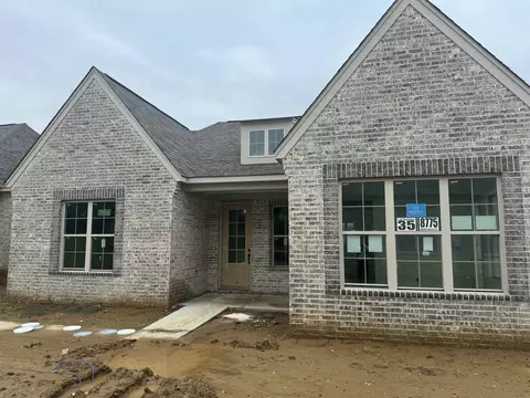 8775 Bedfordshire Dr #35, Bartlett, TN 38133