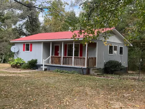 131 Swift Ln, Decaturville, TN 38329