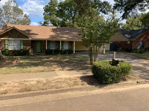 3884 Luther St, Bartlett, TN 38135
