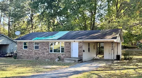599 Circle Dr, Halls, TN 38040