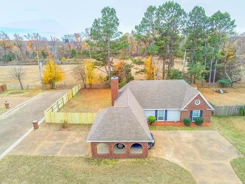 7625 Valley Glen Dr, Memphis, TN 38133