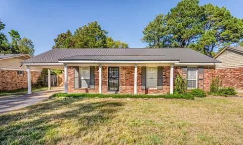 2865 Knightway Rd, Memphis, TN 38118