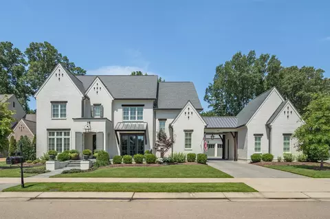 513 Lambs Brook Ln, Collierville, TN 38017