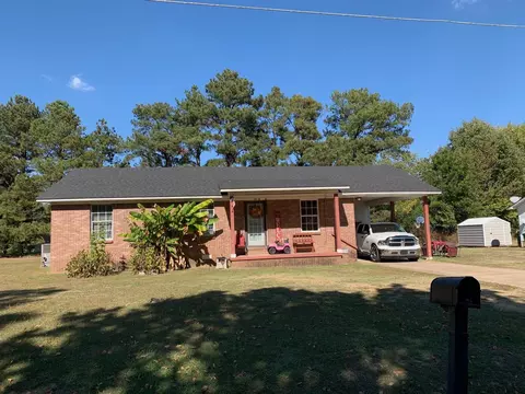 40 Halliburton St, Gates, TN 38037