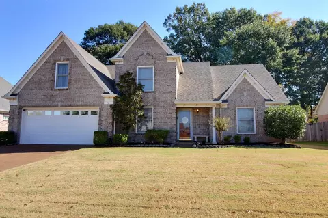 1346 River Pine Dr, Collierville, TN 38017