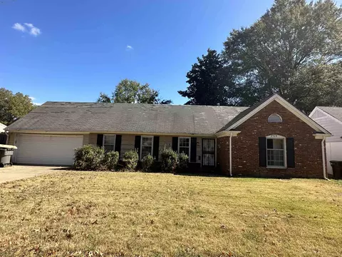 2968 Eagle Dr, Memphis, TN 38115