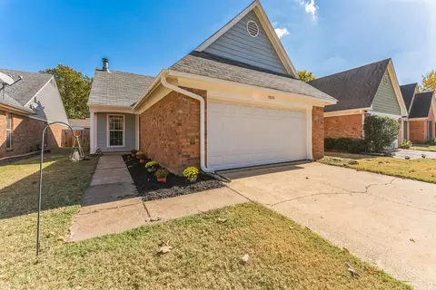 7650 Iris Dr, Southaven, MS 38671