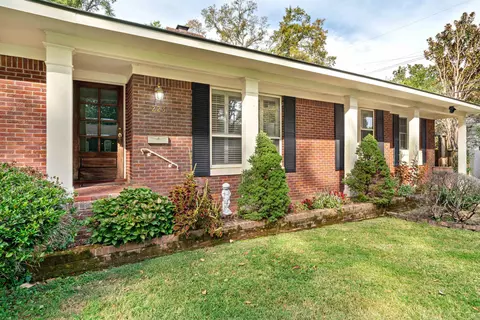 223 Belhaven Dr, Memphis, TN 38117