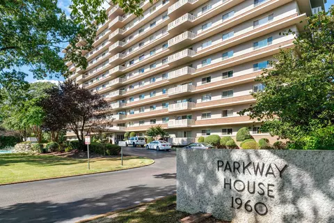 1960 N Parkway Ave #603, Memphis, TN 38112