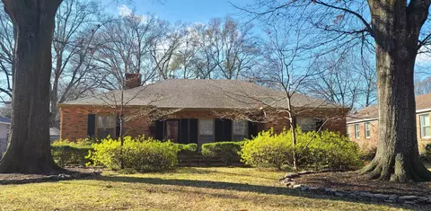 1069 Kings Park Dr, Memphis, TN 38117