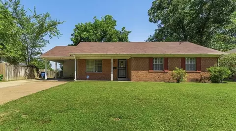 911 N Roselawn Dr, West Memphis, AR 72301