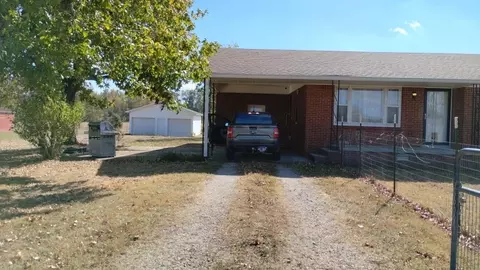 870 Rich Rd, Savannah, TN 38372