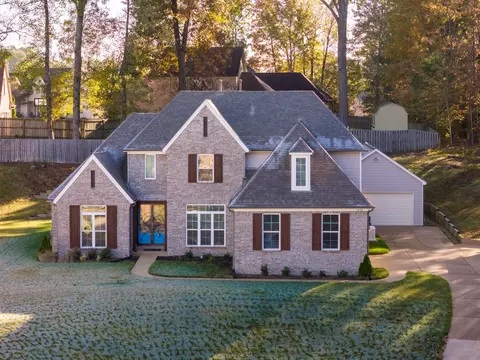 4534 Merlins Woods Dr, Bartlett, TN 38135