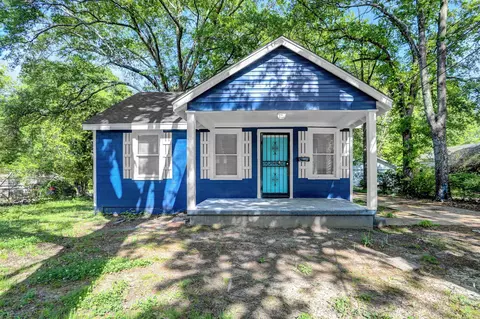 1020 S Highland St, Memphis, TN 38111
