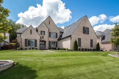 1189 Derby Run Ln, Collierville, TN 38017