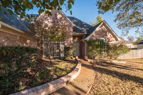 5024 Running Bird Ln, Arlington, TN 38002