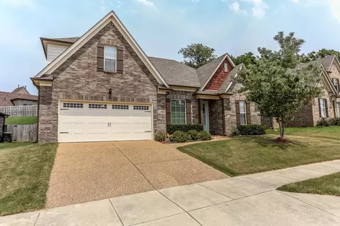 8780 Stony Glen Dr, Bartlett, TN 38133