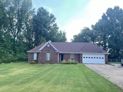 3 Lochleven Dr, Munford, TN 38058