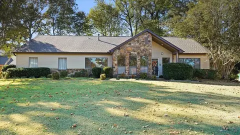 2373 Brachton Ave, Germantown, TN 38139