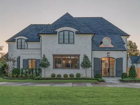 3138 Chapel Woods Cv, Germantown, TN 38139