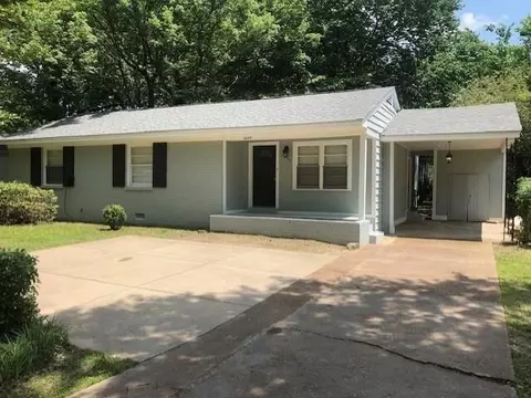 1054 S Perkins Rd, Memphis, TN 38117