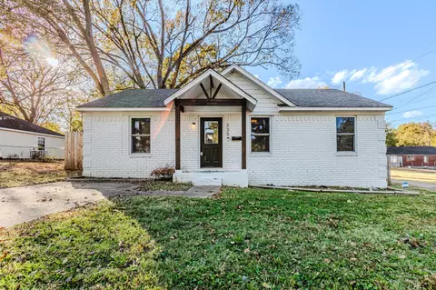 335 Carpenter St, Memphis, TN 38112