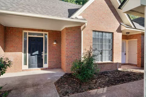 6674 Millers Pond Cir, Memphis, TN 38119