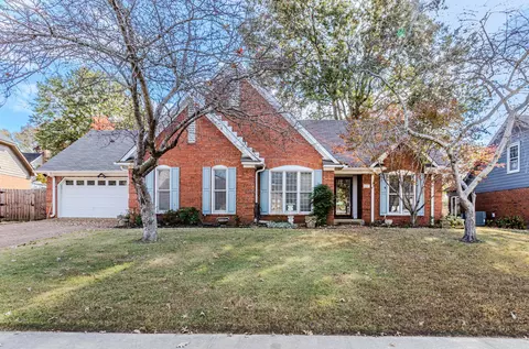 8245 Linkwood Ln, Memphis, TN 38018