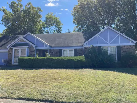 4963 Ridge Park Dr, Memphis, TN 38128
