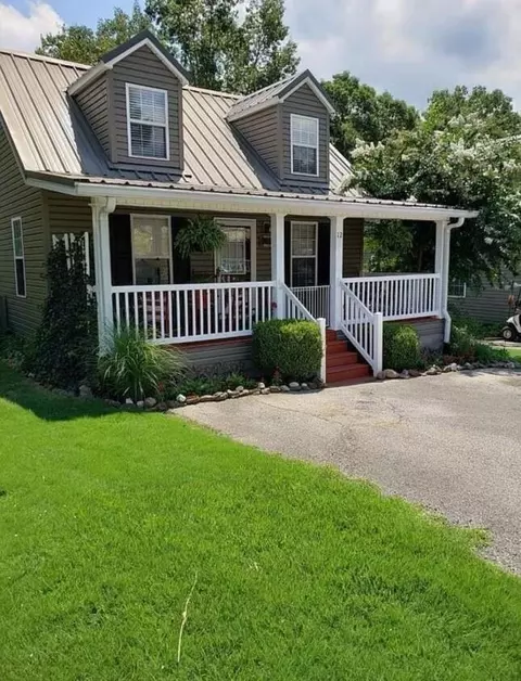 12 Connie Ct, Iuka, MS 38852