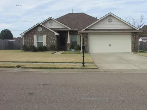 7661 Woodridge Dr, Southaven, MS 38672