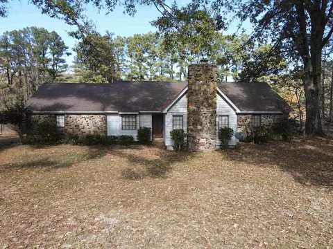 6212 Broad Meadows Dr, Millington, TN 38053
