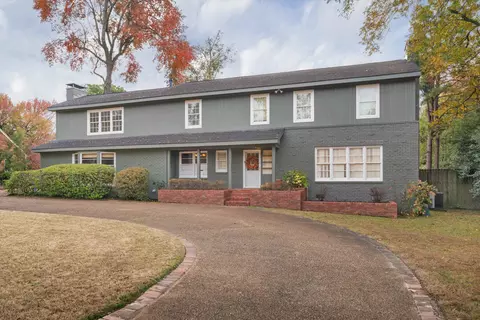 5061 Barry Rd, Memphis, TN 38117