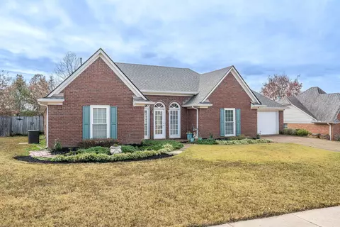 8665 Bazemore Rd, Memphis, TN 38018