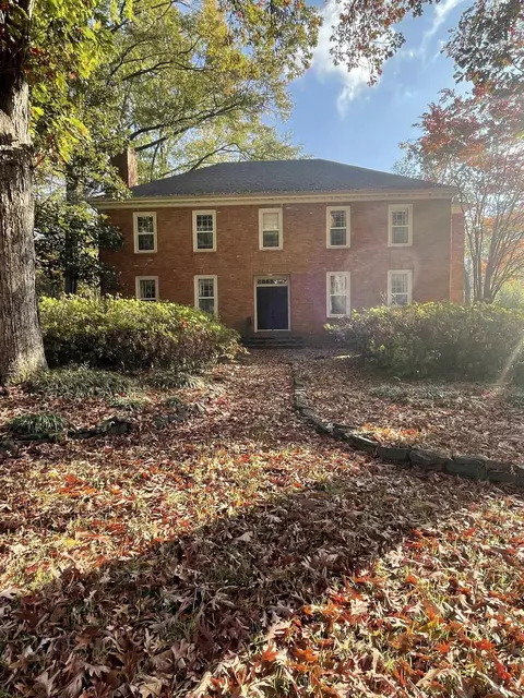 330 Shady Woods Cv, Memphis, TN 38120