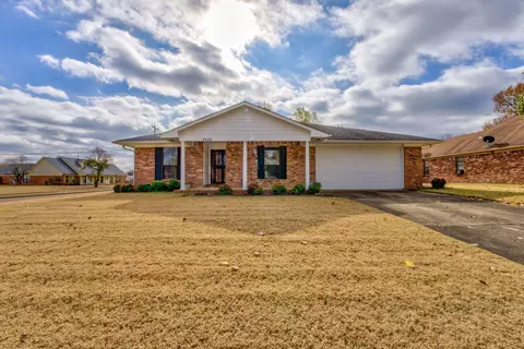 4949 Tickle View Dr, Millington, TN 38053