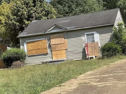 1560 S Highland St S, Memphis, TN 38111