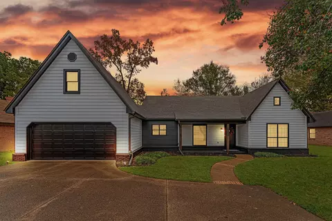 3358 Altruria Rd, Bartlett, TN 38135