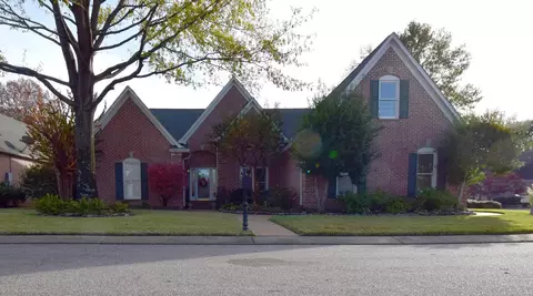 945 Warwick Oaks Ln N, Collierville, TN 38017