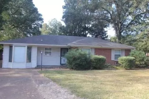 4067 Wildwood Dr, Memphis, TN 38111